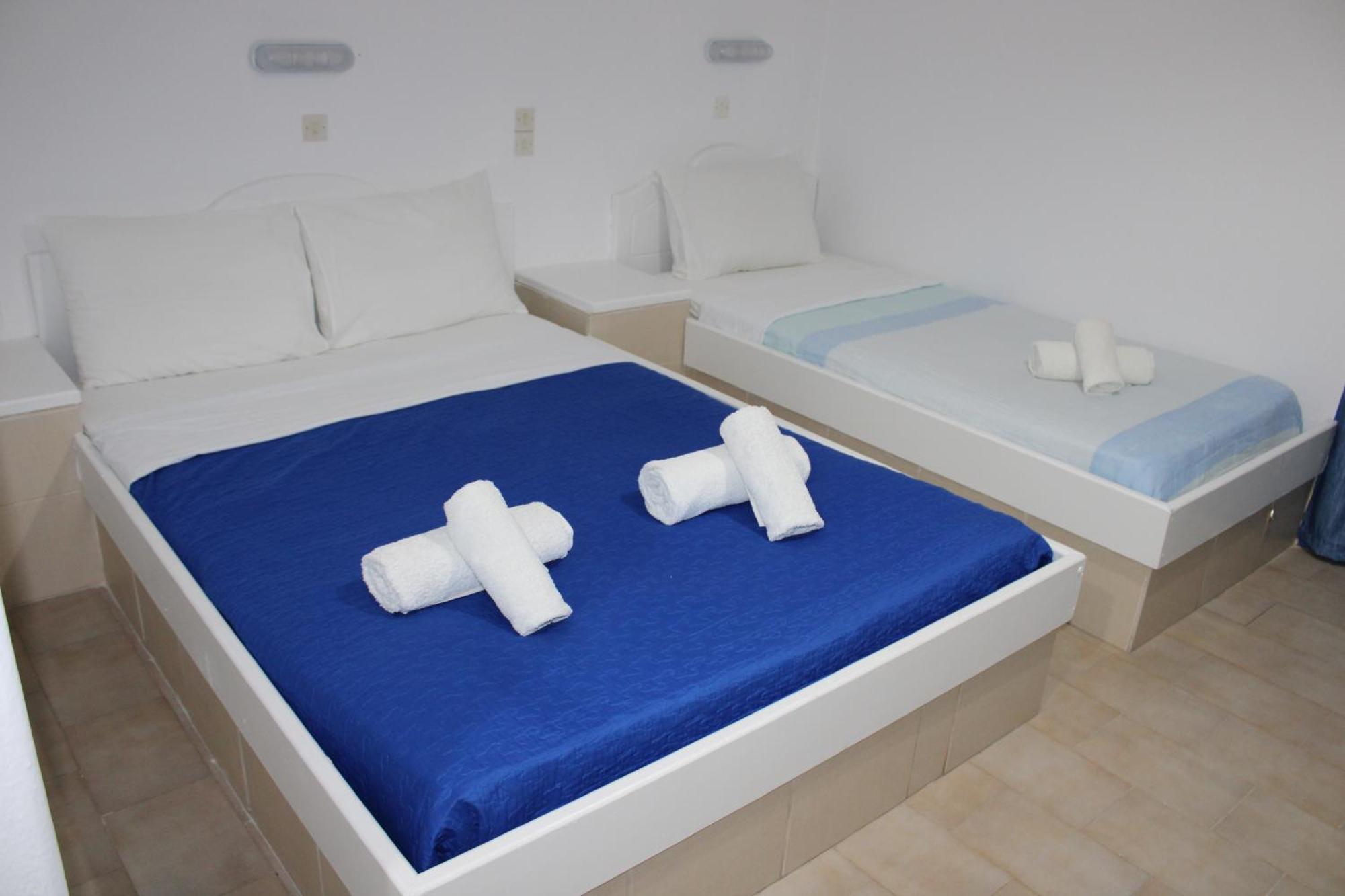 The Three Anchors Rooms Emporio  Luaran gambar